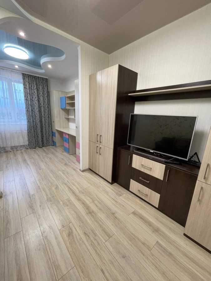 Продаж 1-кімнатної квартири 41 м², Петра Чубинського, 2