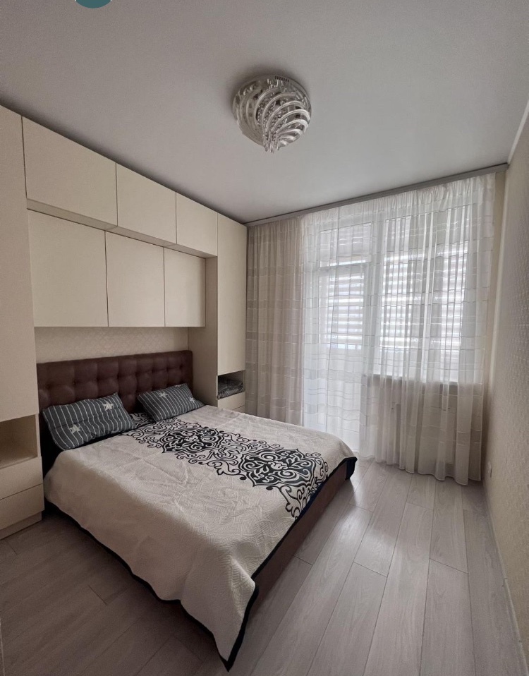Продаж 2-кімнатної квартири 39 м², Люстдорфская дор.