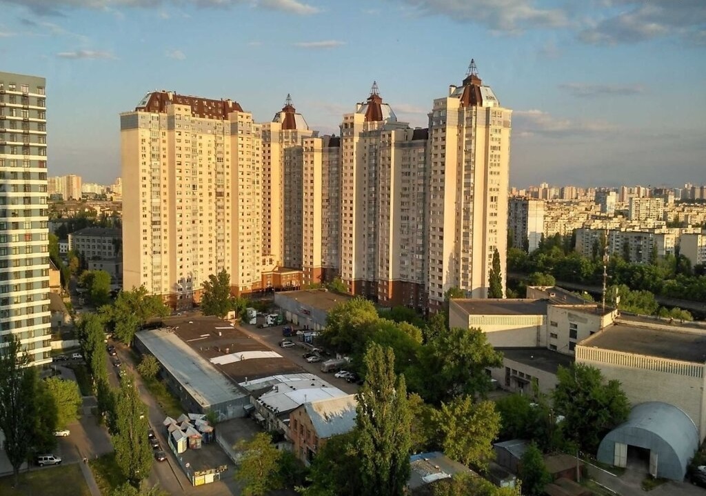 Продажа 1-комнатной квартиры 57 м², Ованеса Туманяна ул., 15А