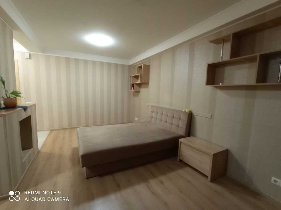 Продаж 1-кімнатної квартири 32.6 м², Оболонський просп., 37