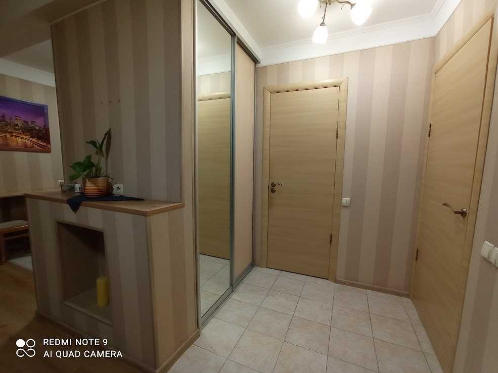 Продаж 1-кімнатної квартири 32.6 м², Оболонський просп., 37