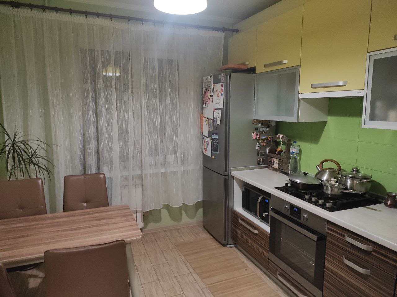 Продаж 3-кімнатної квартири 63 м², Ковпака вул.
