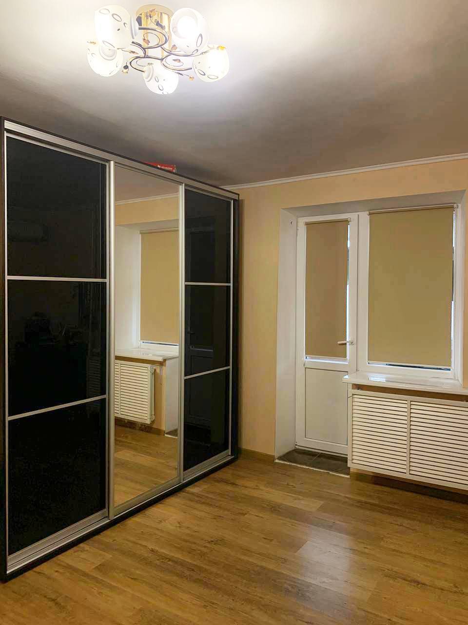 Продаж 1-кімнатної квартири 37 м², Харківська вул.