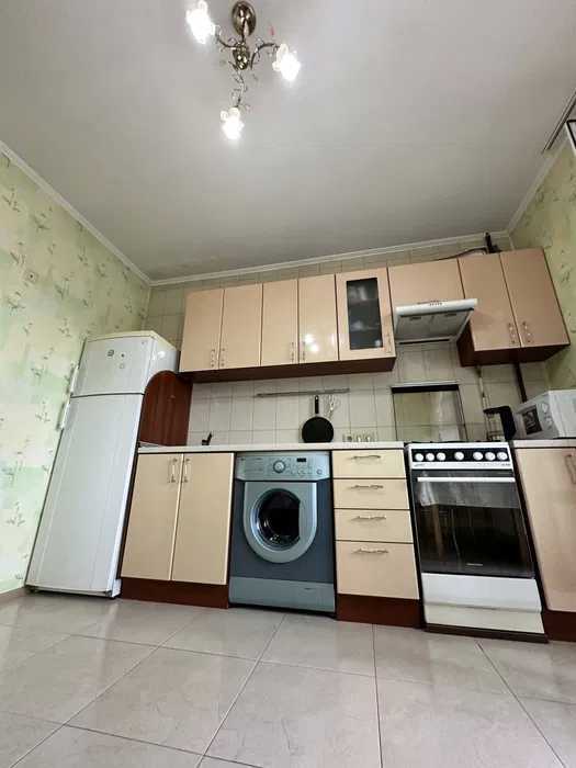 Продажа 1-комнатной квартиры 40.3 м², Композитора Нищинского ул.