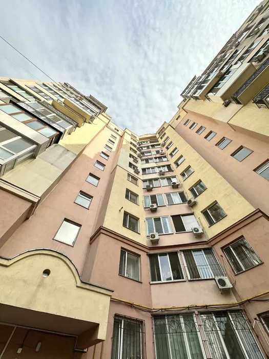 Продаж 1-кімнатної квартири 40.3 м², Композитора Ніщинського вул.