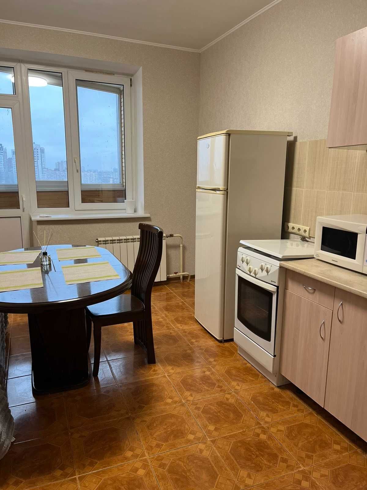 Продаж 3-кімнатної квартири 98 м²