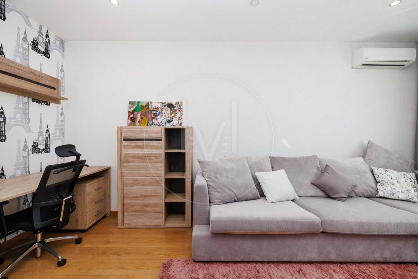 Продажа 2-комнатной квартиры 72.3 м², Вацлава Гавела бул., 9А