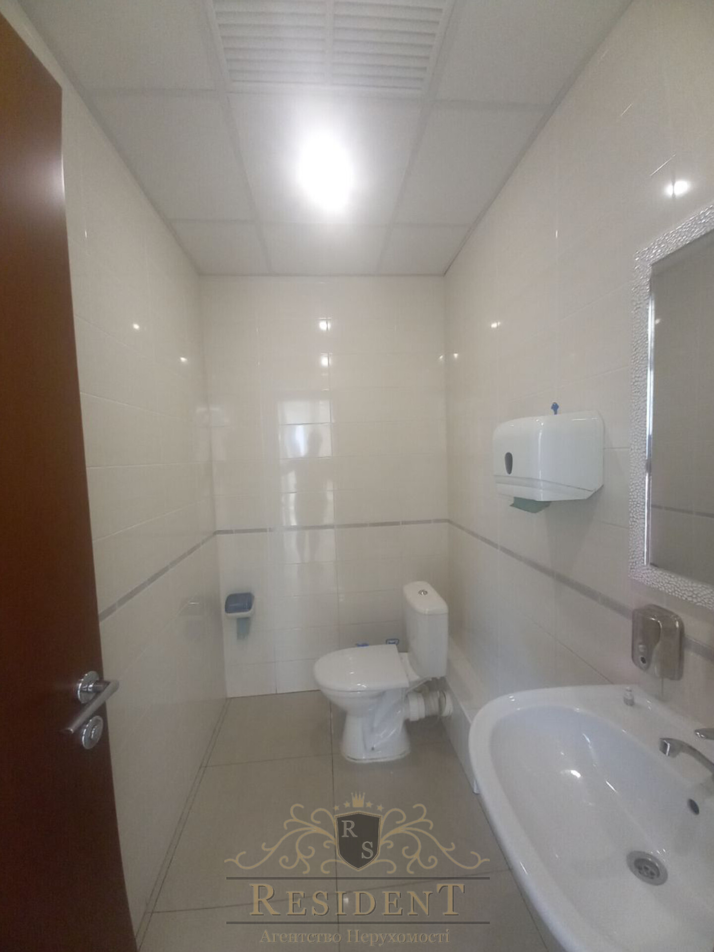 Аренда коммерции 104 м², Глинки ул., 1