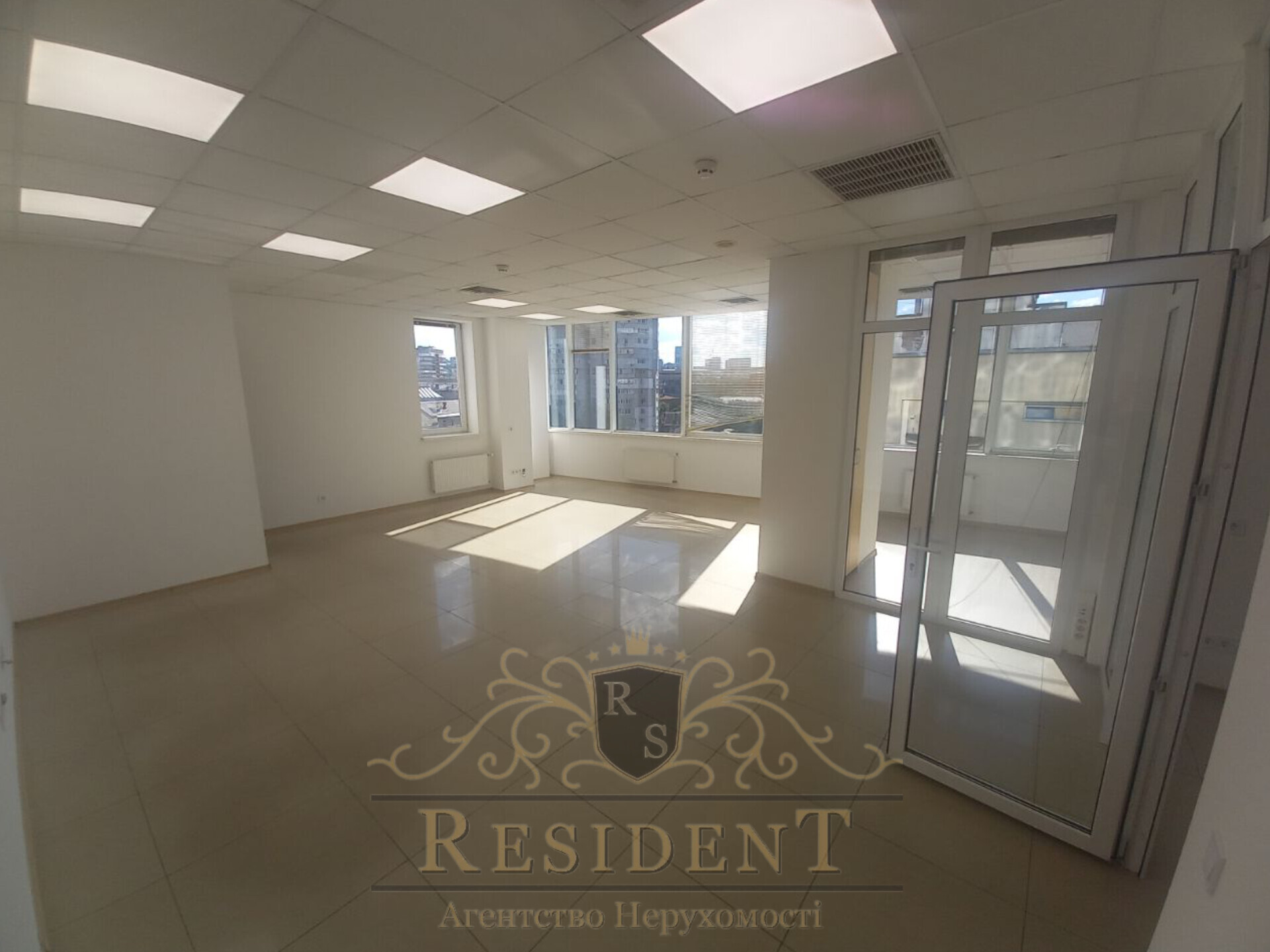 Аренда коммерции 104 м², Глинки ул., 1