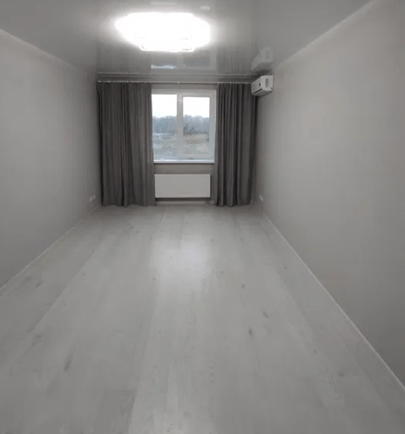 Продаж 2-кімнатної квартири 56 м²