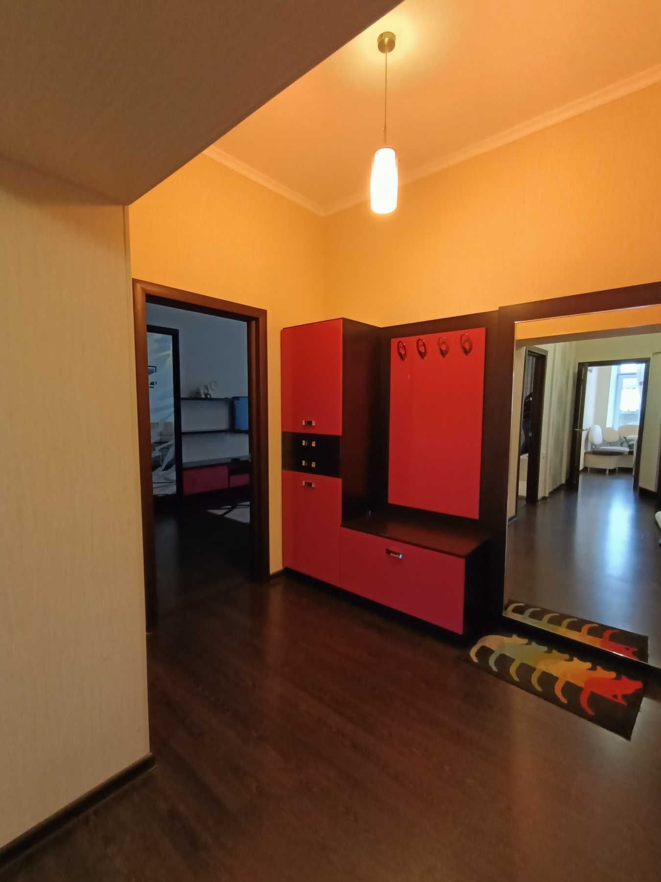Продаж 2-кімнатної квартири 85 м²