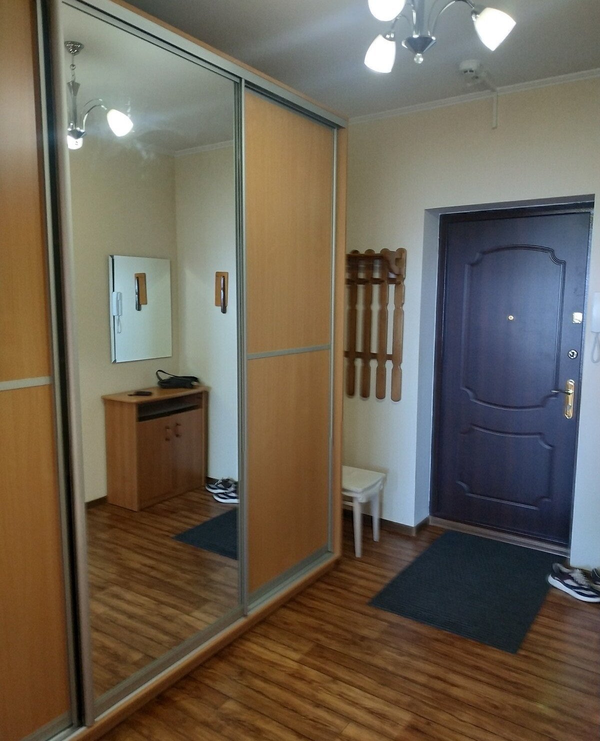 Продаж 1-кімнатної квартири 52 м²