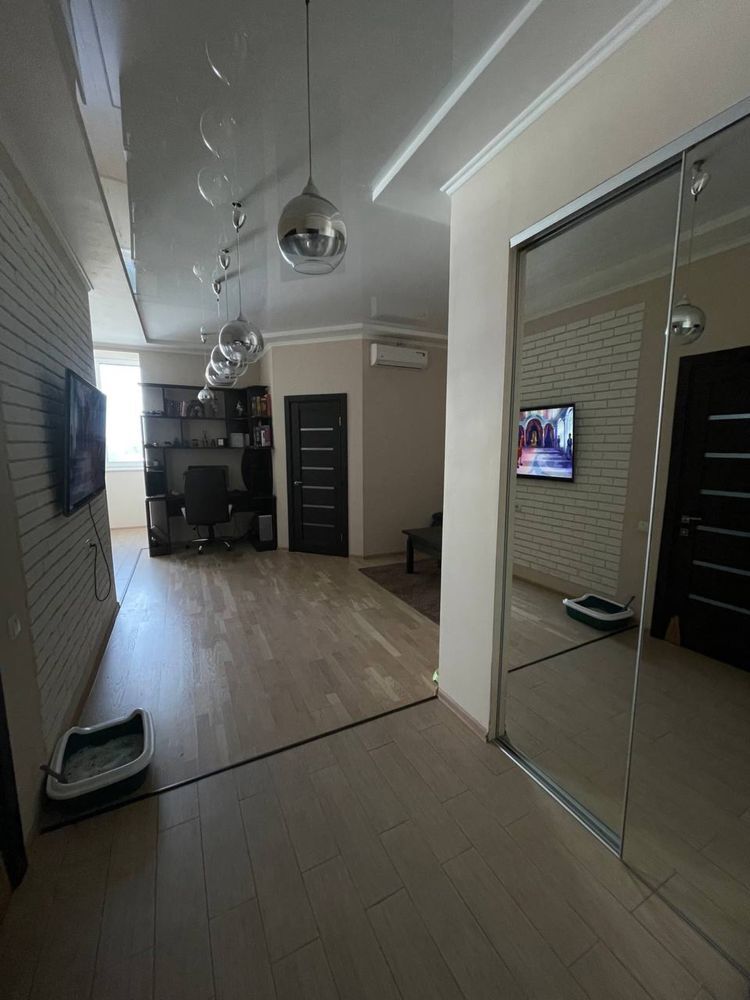 Продаж 1-кімнатної квартири 44 м²