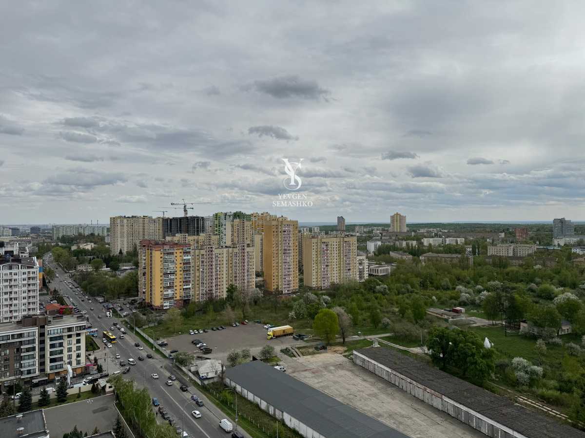 Продаж 1-кімнатної квартири 54 м², Михайла Максимовича вул., 32б