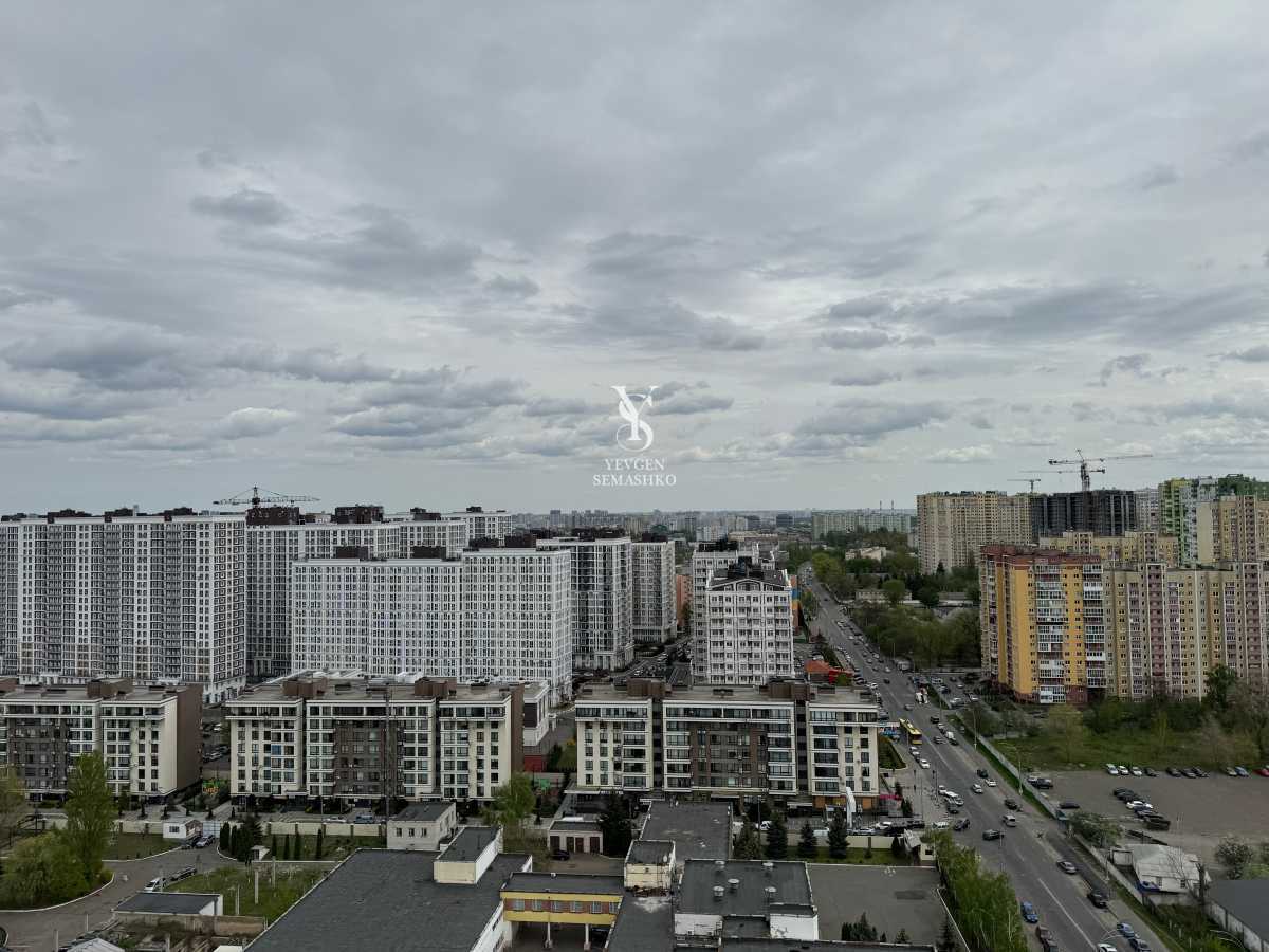 Продаж 1-кімнатної квартири 54 м², Михайла Максимовича вул., 32б