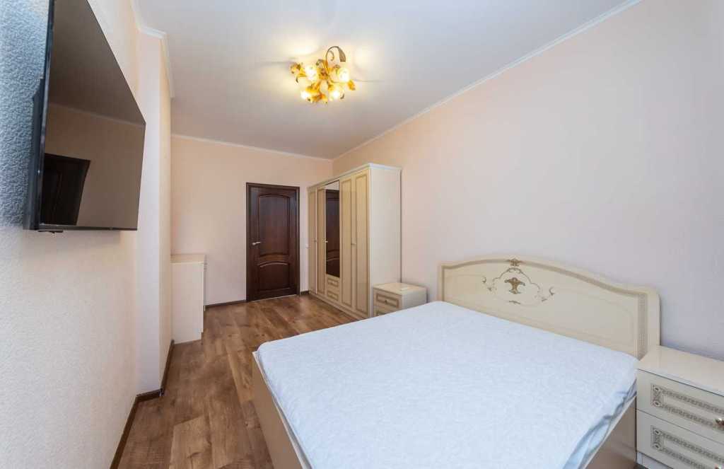 Продаж 2-кімнатної квартири 59 м², Сім'ї Кульженків вул., 33