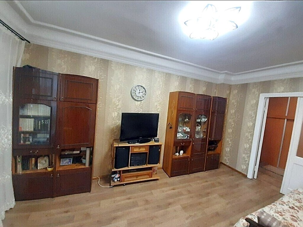 Продажа 2-комнатной квартиры 58 м², Еврейская ул., 36