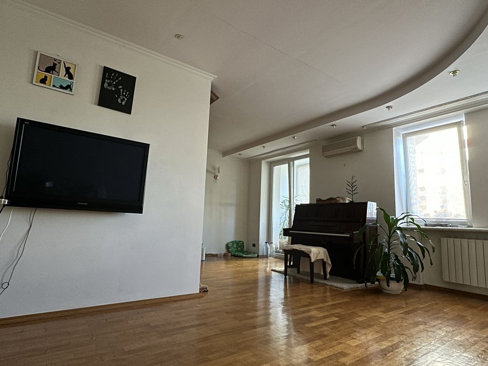Продаж 2-кімнатної квартири 78 м²