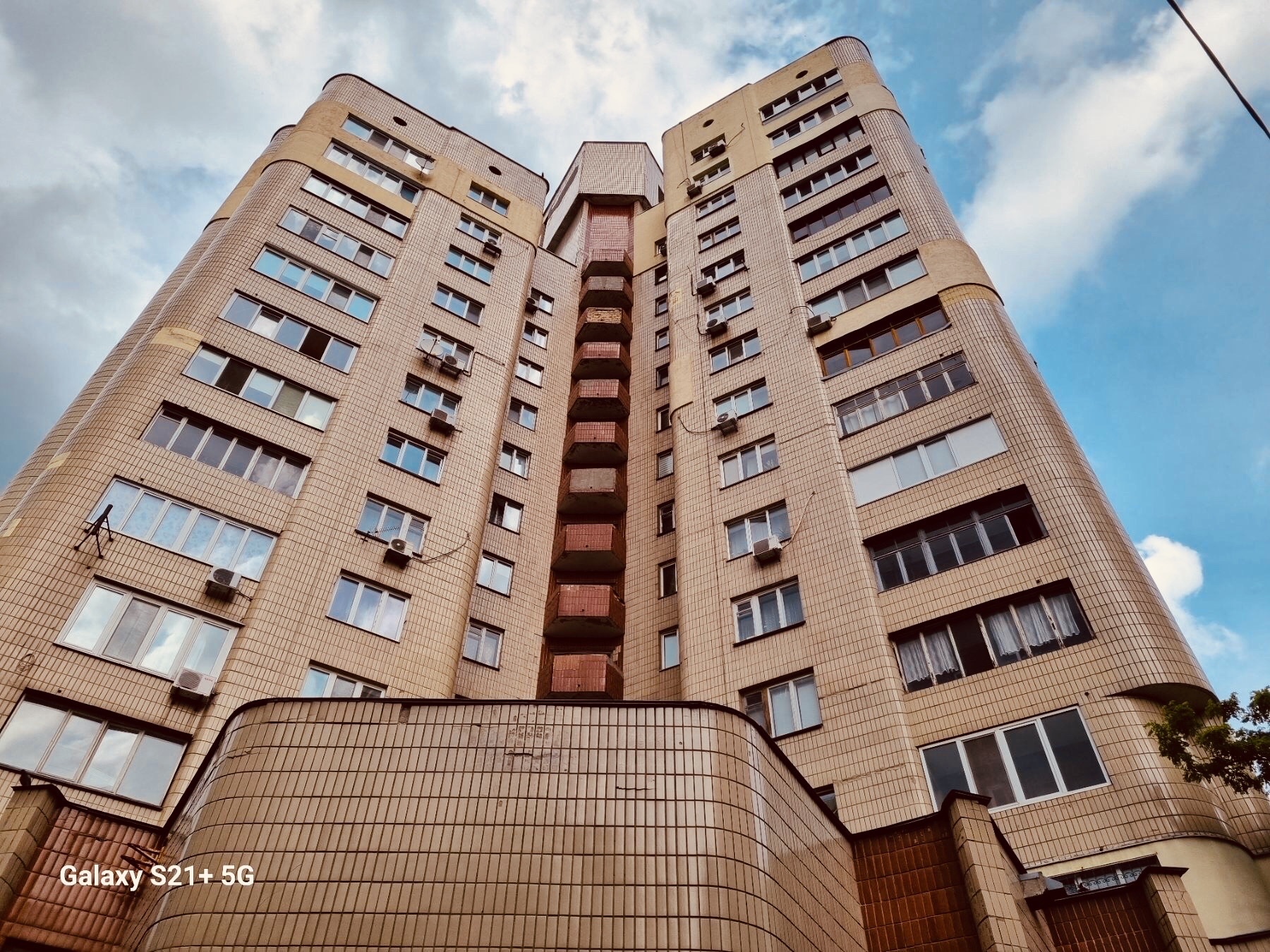 Продажа 3-комнатной квартиры 89 м², Леси Украинки ул., 9