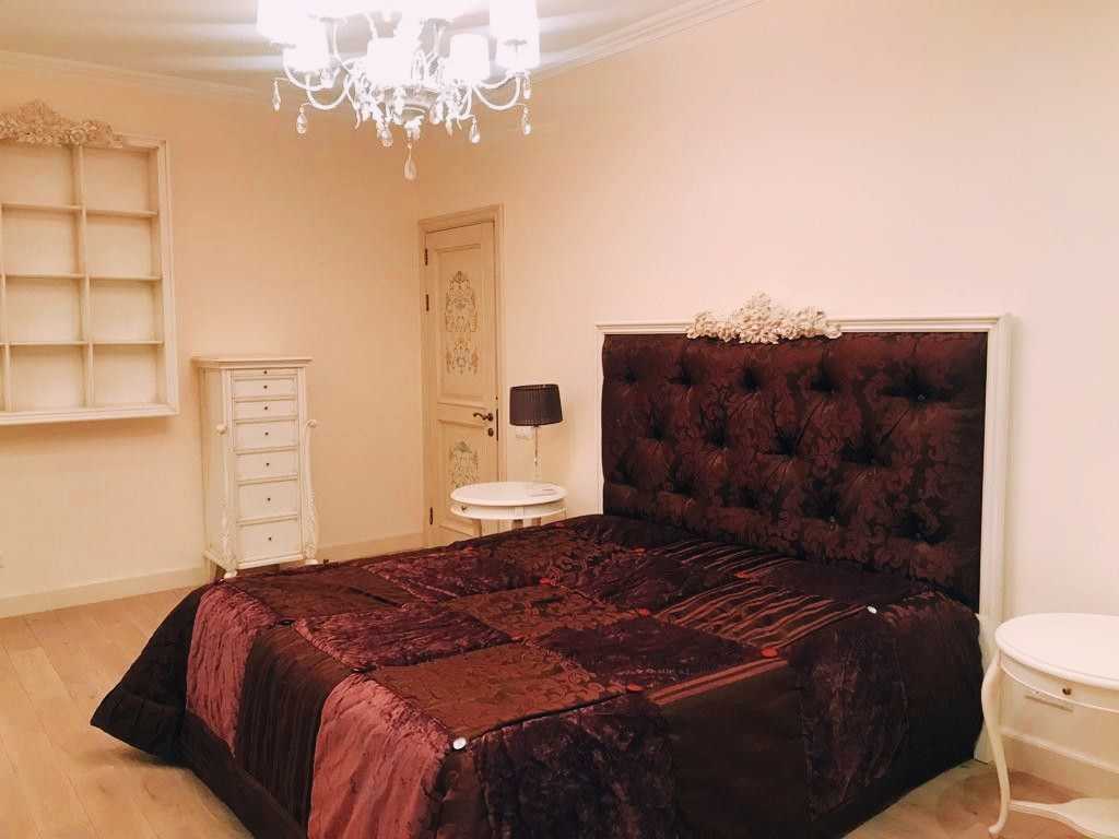 Продажа 3-комнатной квартиры 109 м², Евгения Коновальца ул., 32В