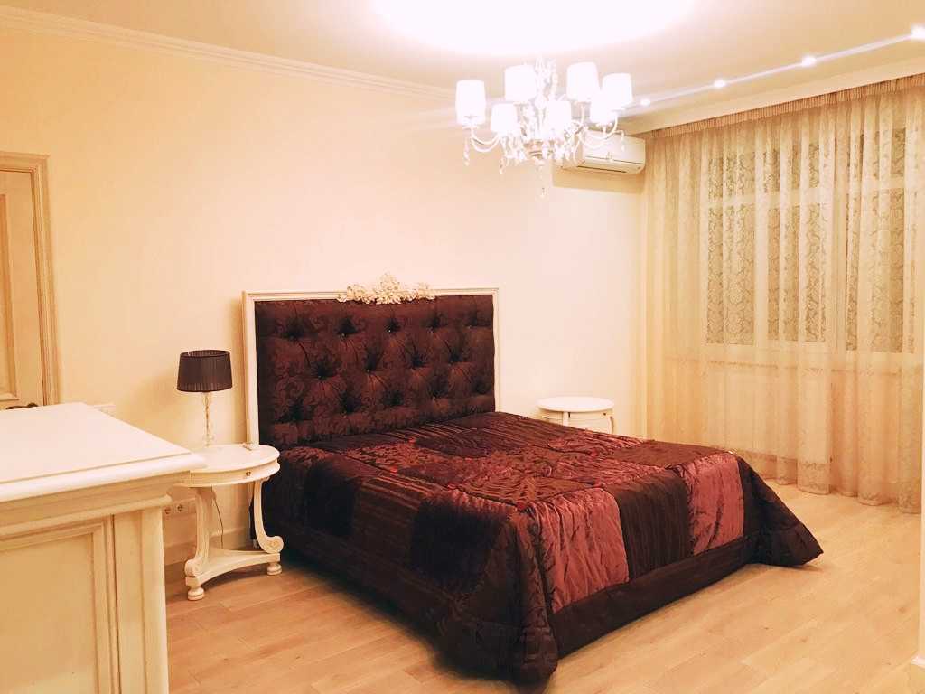 Продажа 3-комнатной квартиры 109 м², Евгения Коновальца ул., 32В