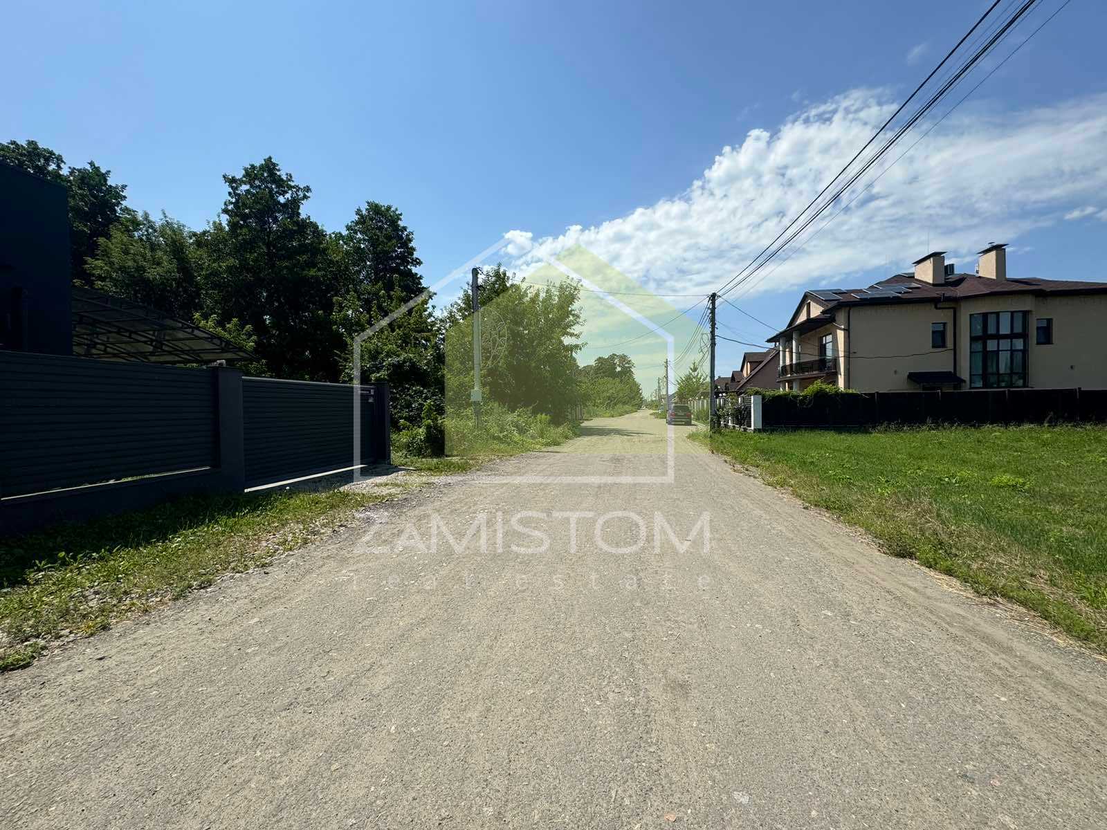 Продаж ділянки під індивідуальне житлове будівництво 25 соток