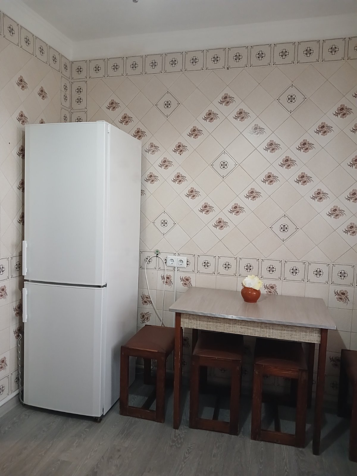 Оренда 1-кімнатної квартири 35 м², Райдужна вул., 35