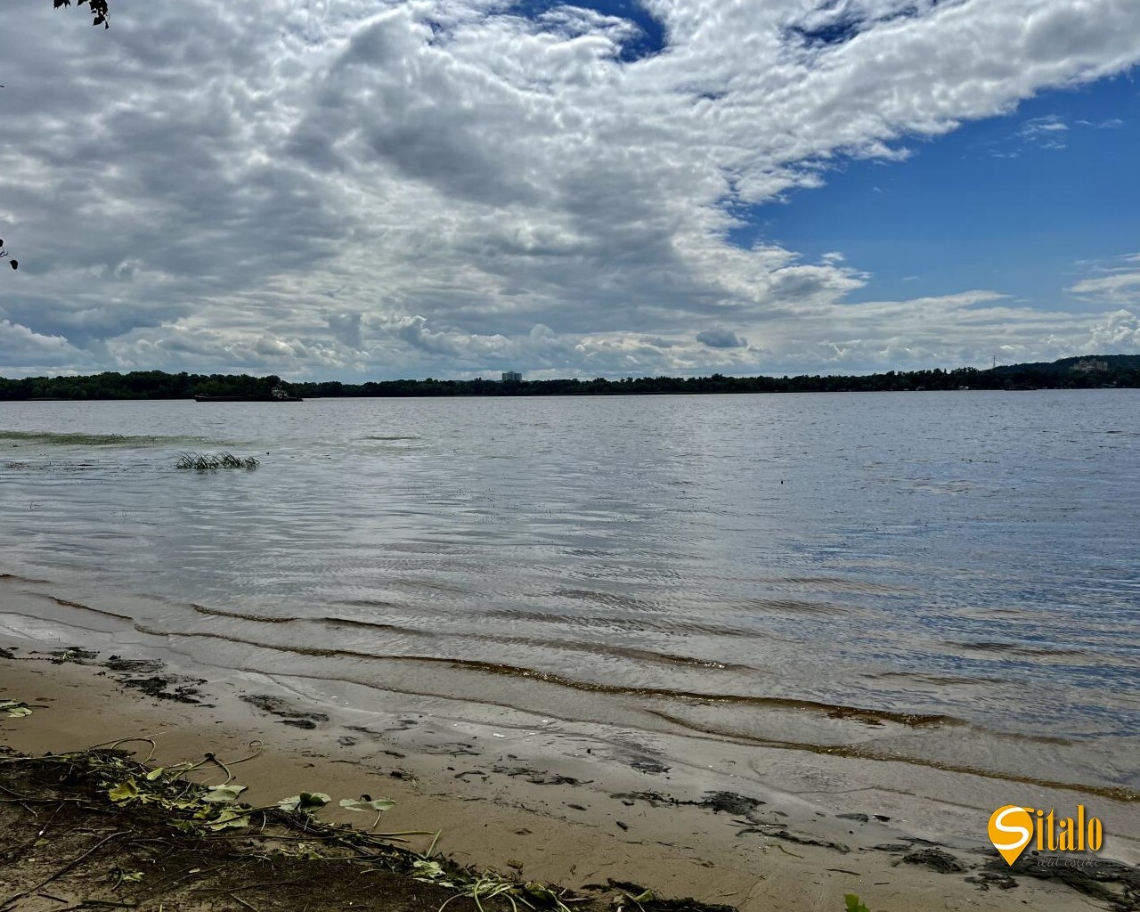 Продаж ділянки під індивідуальне житлове будівництво 6.2 соток, 3-я Озерна вул.