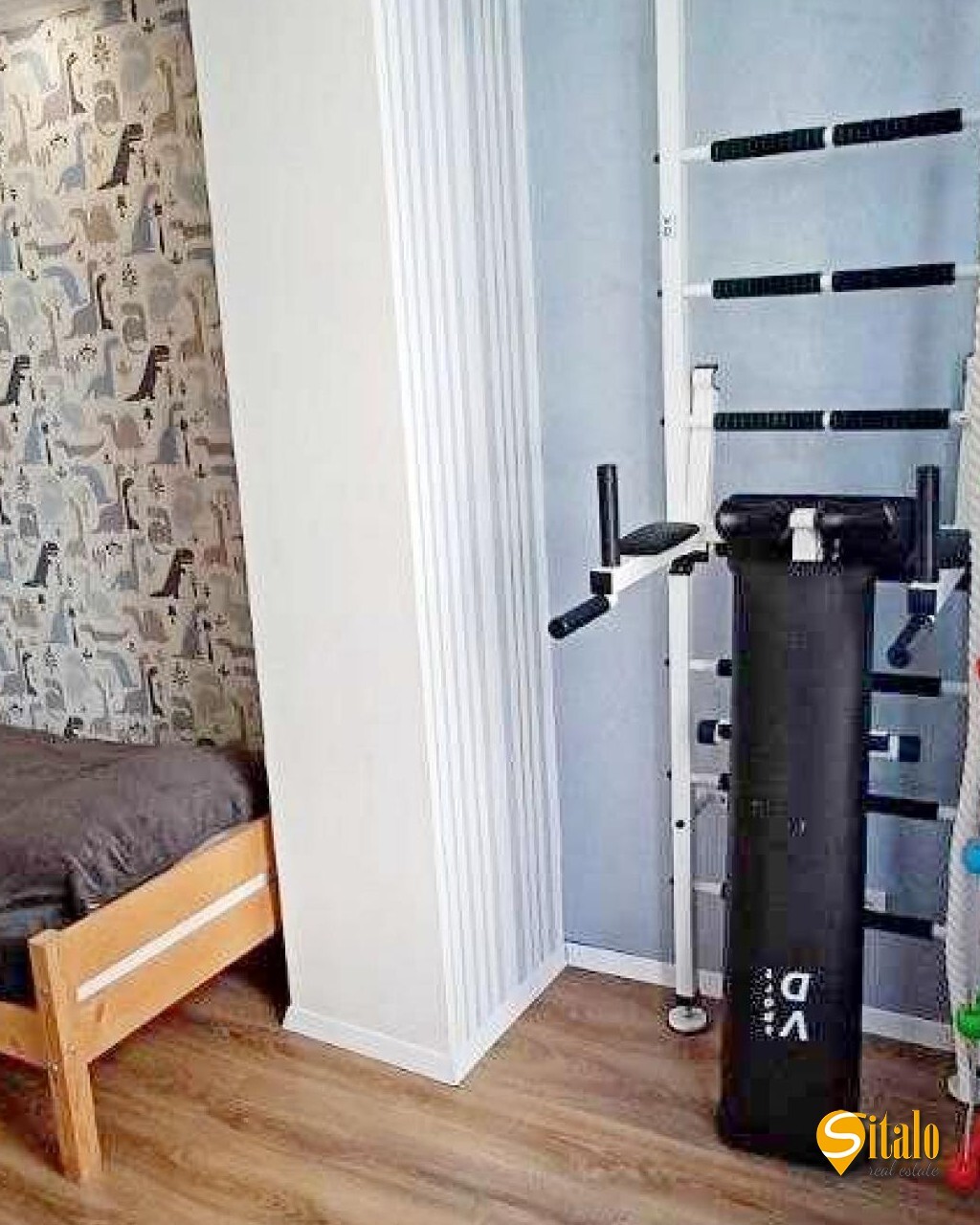 Продаж 2-кімнатної квартири 64 м²