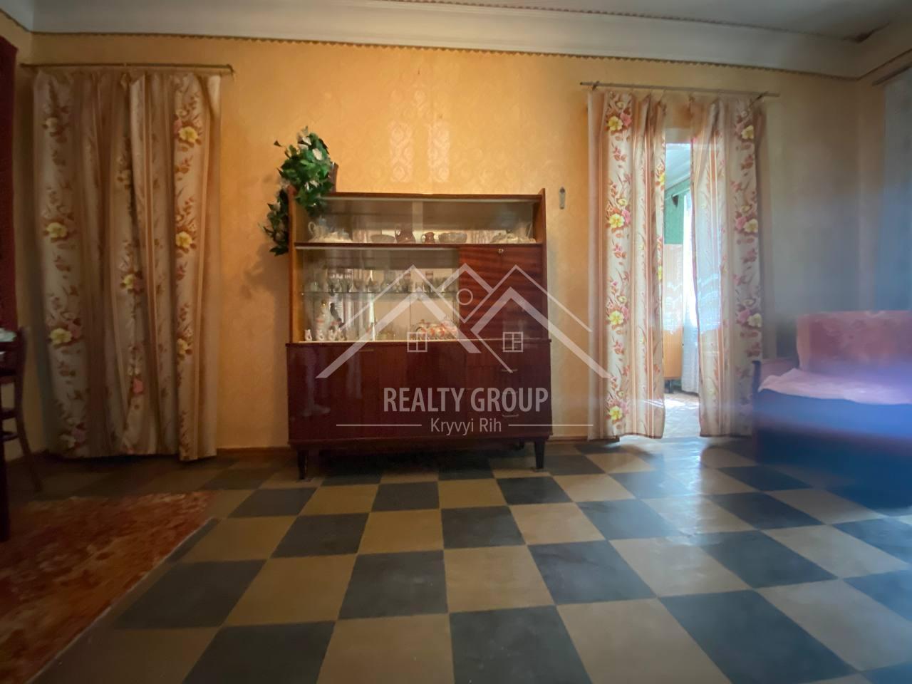 Продажа 3-комнатной квартиры 52 м², Кропивницкого ул.