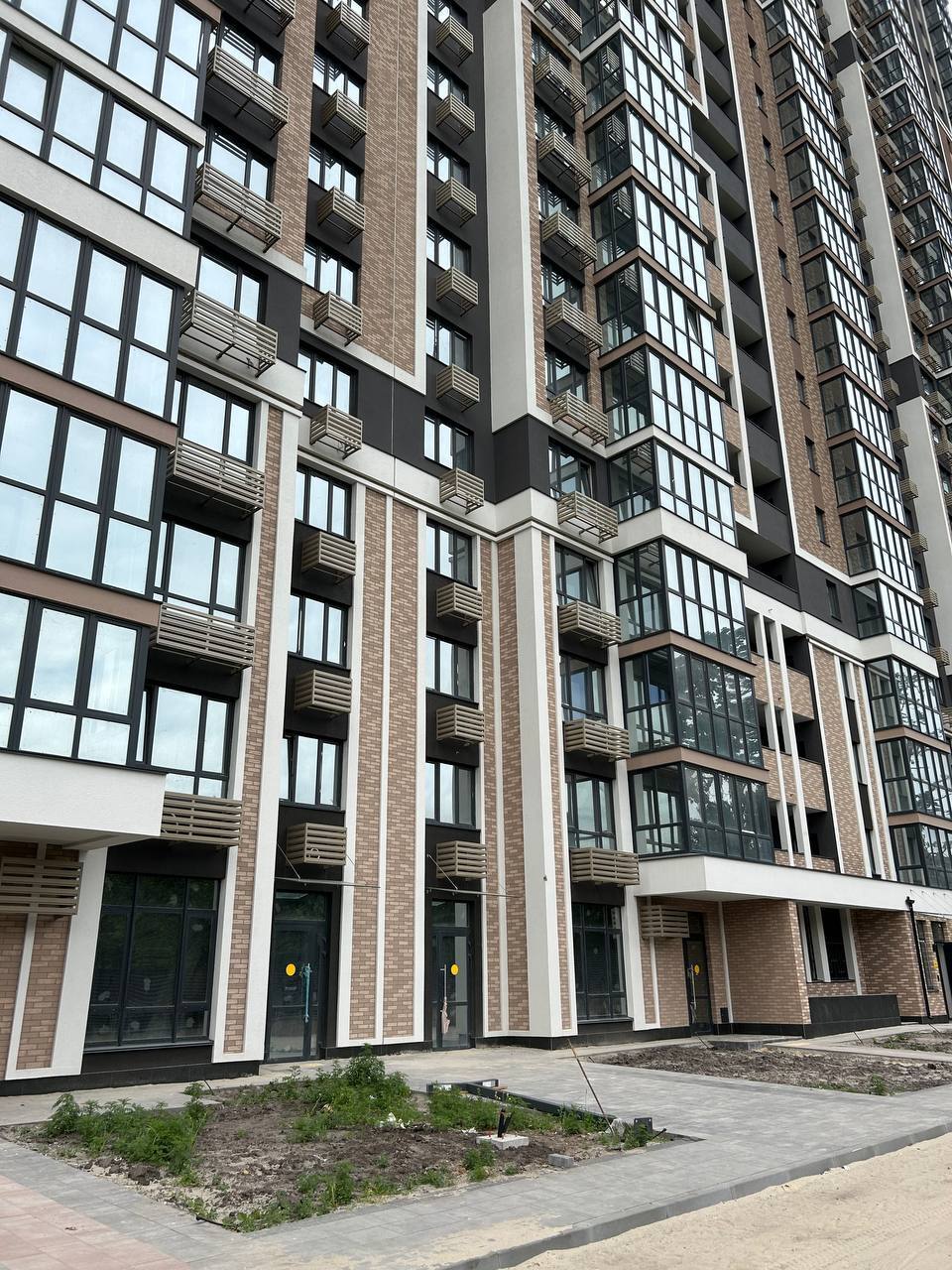 Продаж 2-кімнатної квартири 67.7 м², Васильківська вул., 37