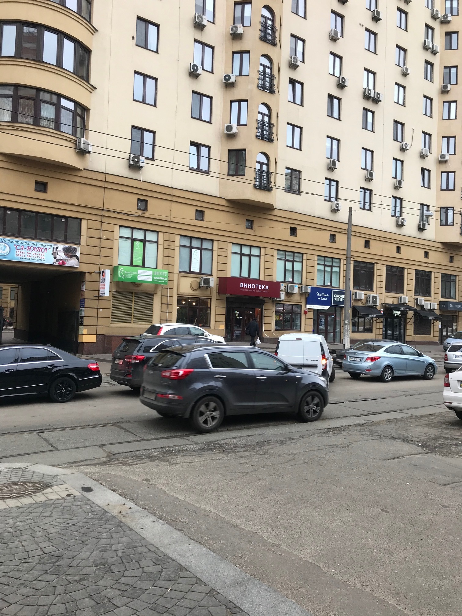 Оренда приміщення вільного призначення 73 м², Дмитрівська вул., 75