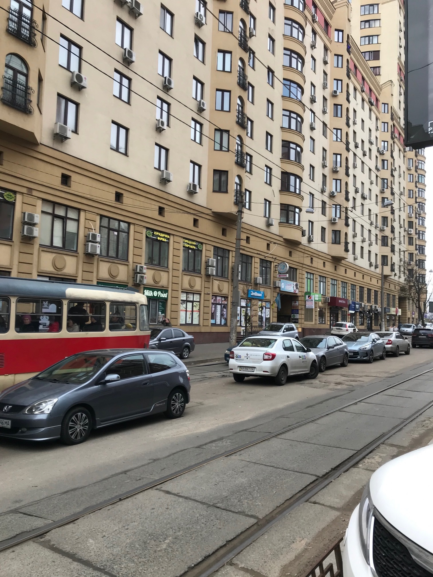 Оренда приміщення вільного призначення 73 м², Дмитрівська вул., 75