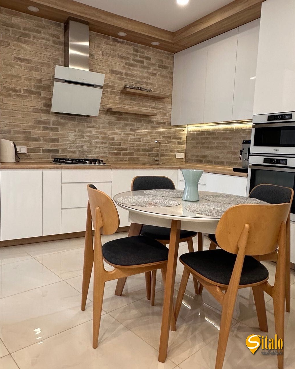 Продажа 3-комнатной квартиры 95 м²