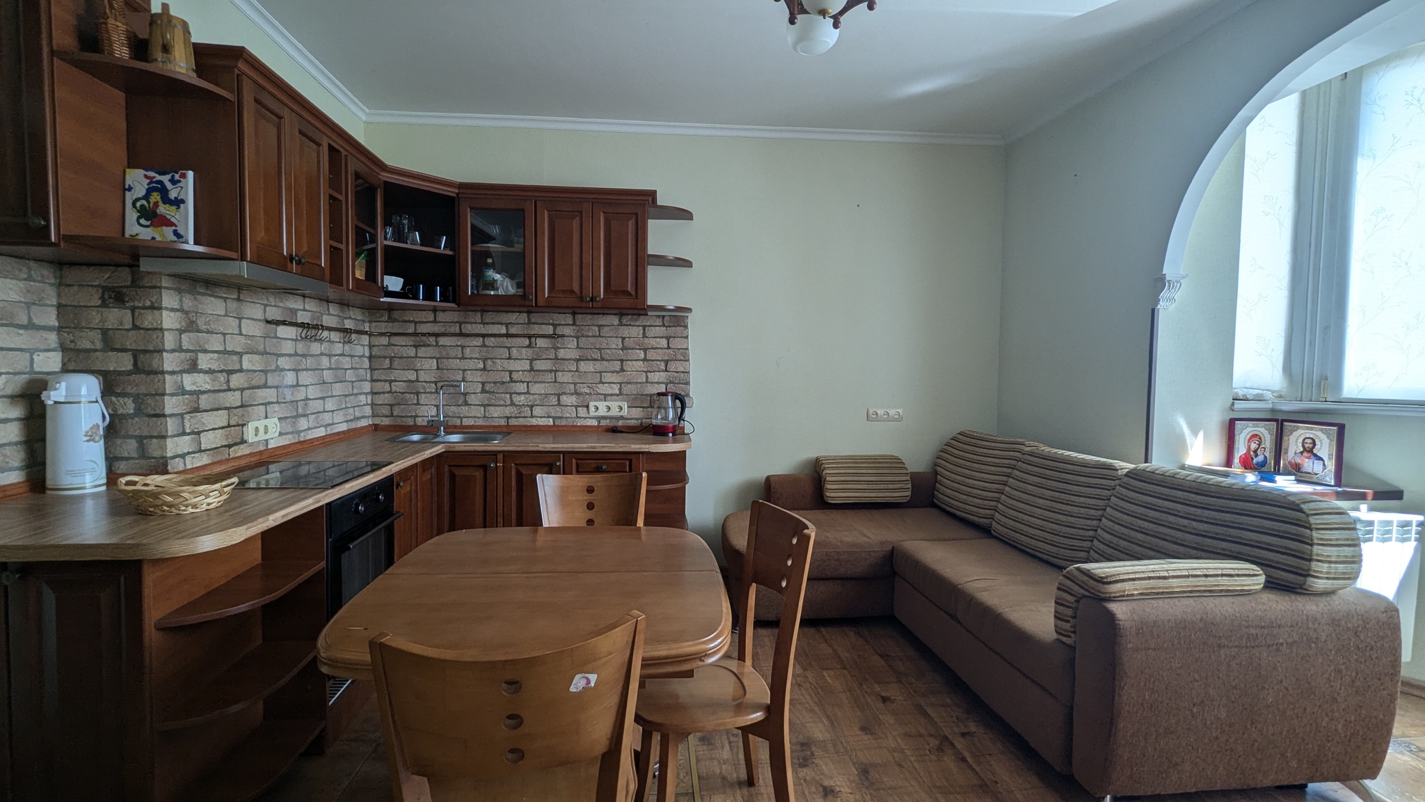 Продаж 2-кімнатної квартири 85.8 м², Урлівська вул., вул.11/44