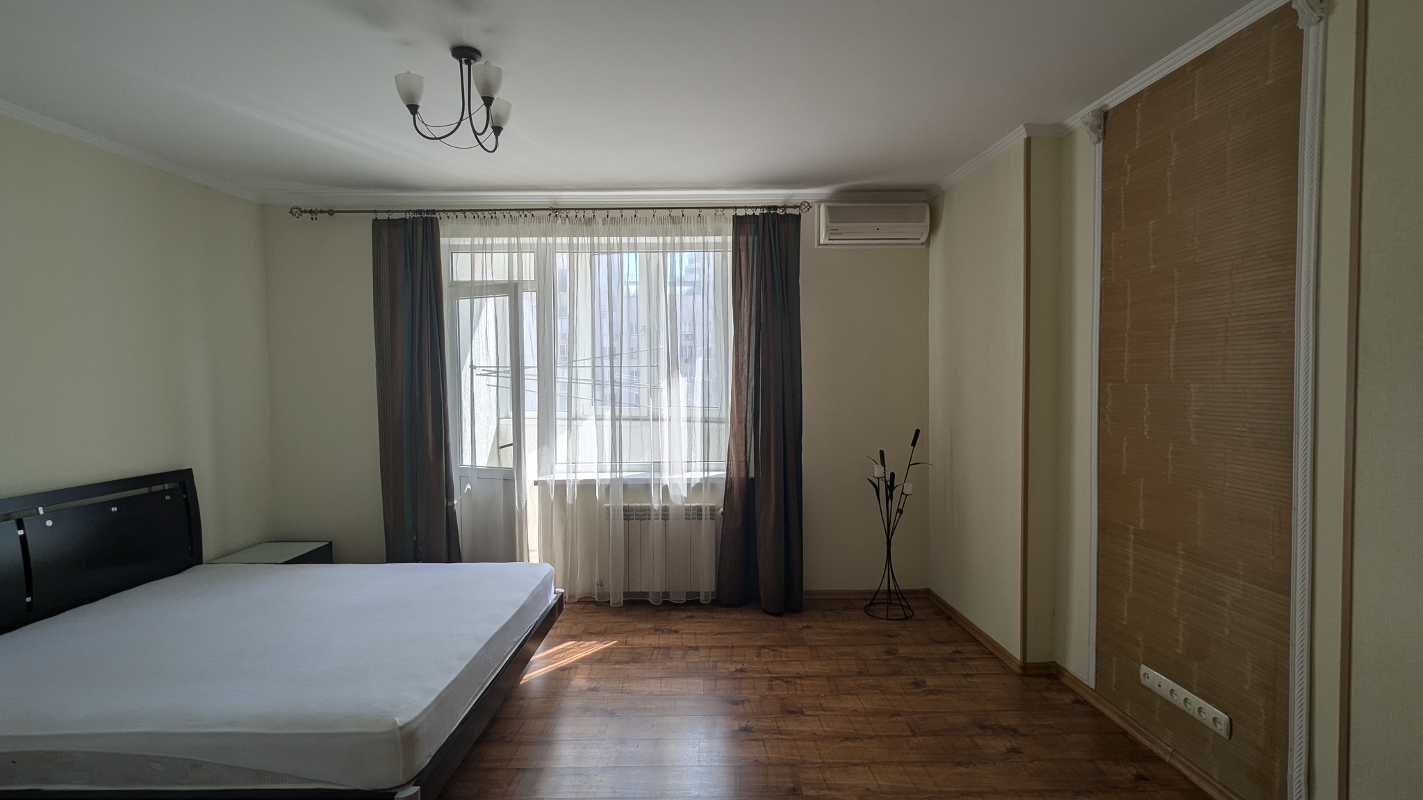 Продажа 2-комнатной квартиры 85.8 м², Урловская ул., вул.11/44