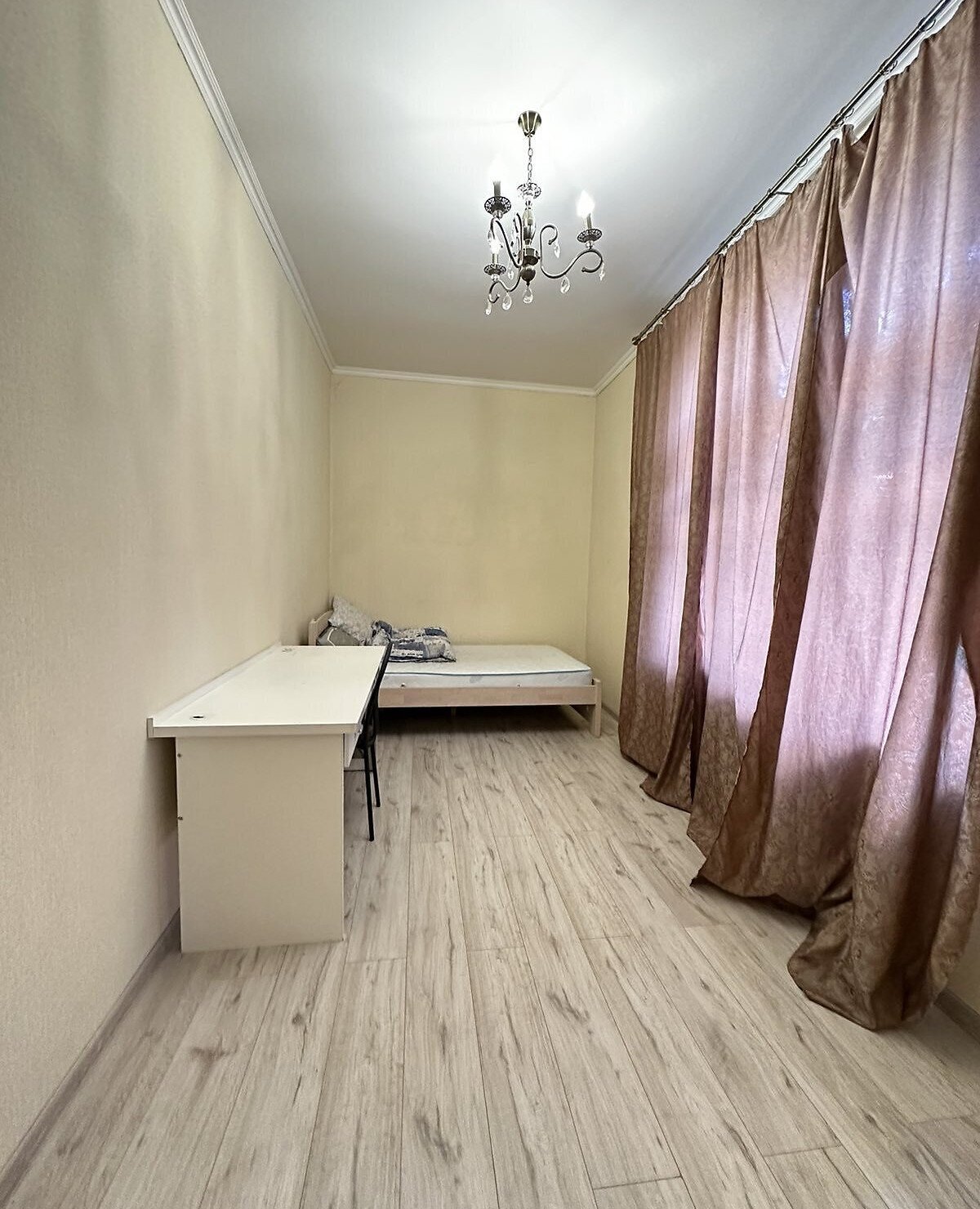 Продаж 5-кімнатної квартири 105 м²