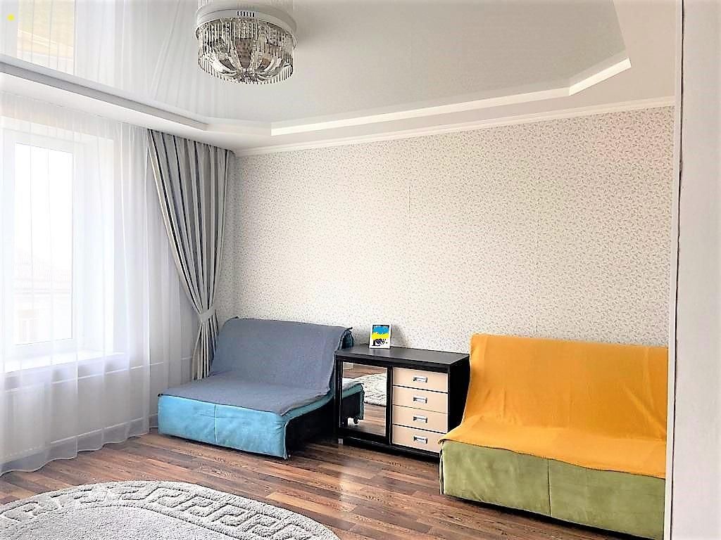 Продажа 2-комнатной квартиры 57 м²