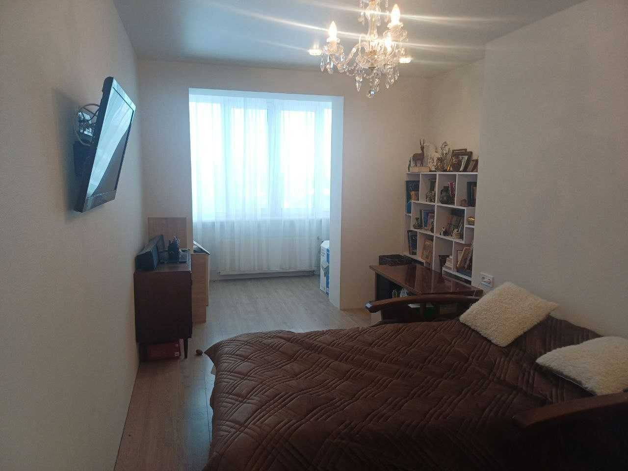 Продаж 1-кімнатної квартири 53 м²