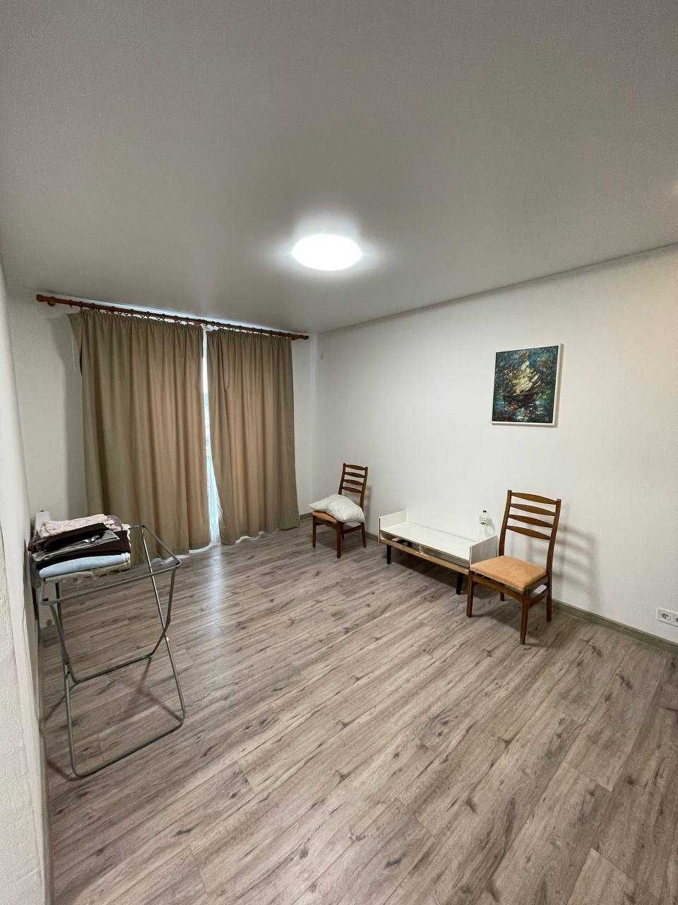 Продаж 1-кімнатної квартири 51 м²