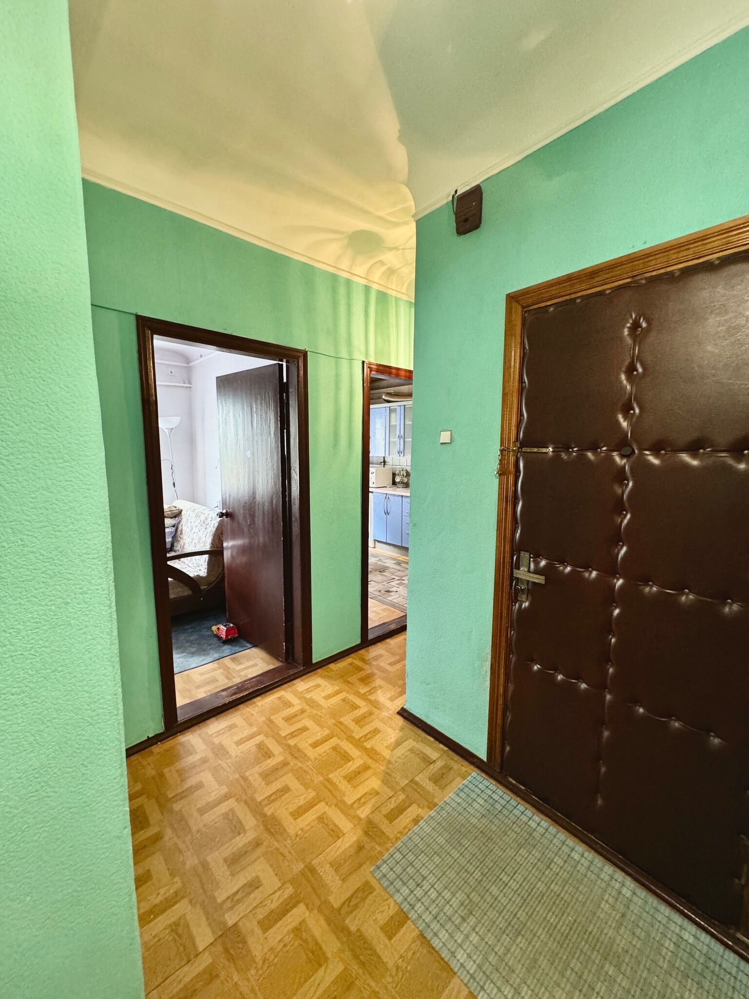 Продажа 3-комнатной квартиры 65 м²