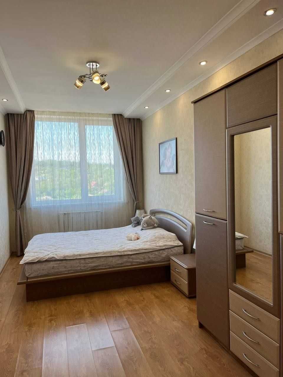 Продажа 2-комнатной квартиры 70 м²