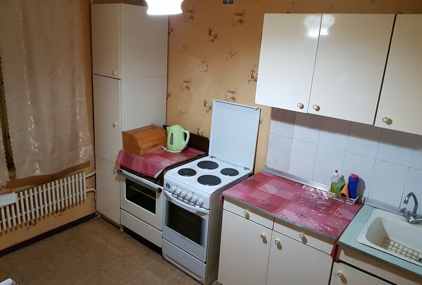 Продаж 2-кімнатної квартири 56 м²