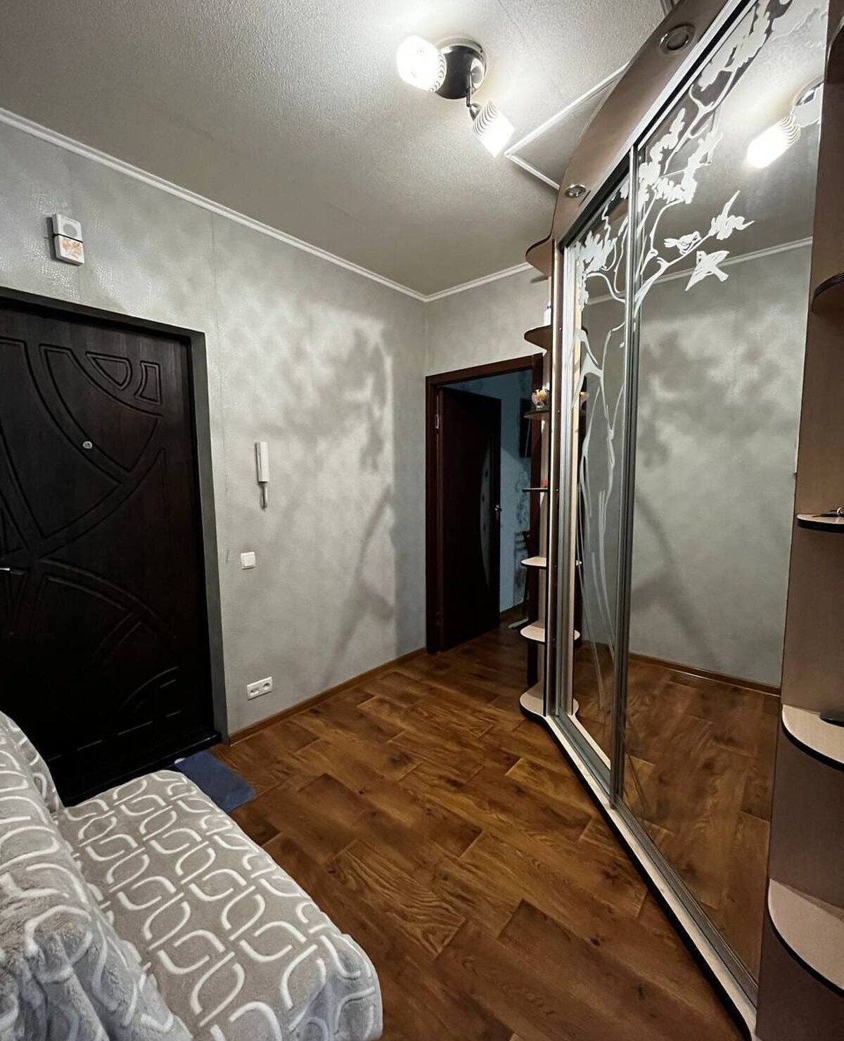 Продаж 2-кімнатної квартири 47 м²