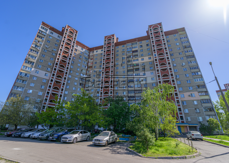 Продажа 2-комнатной квартиры 55 м², Милославская ул., 25