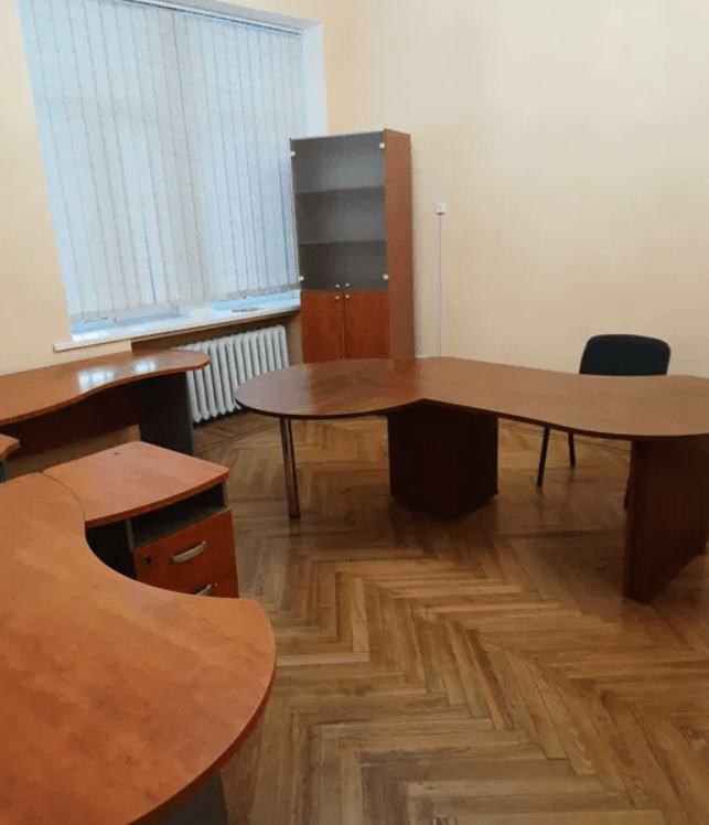 Продаж 3-кімнатної квартири 91.7 м²