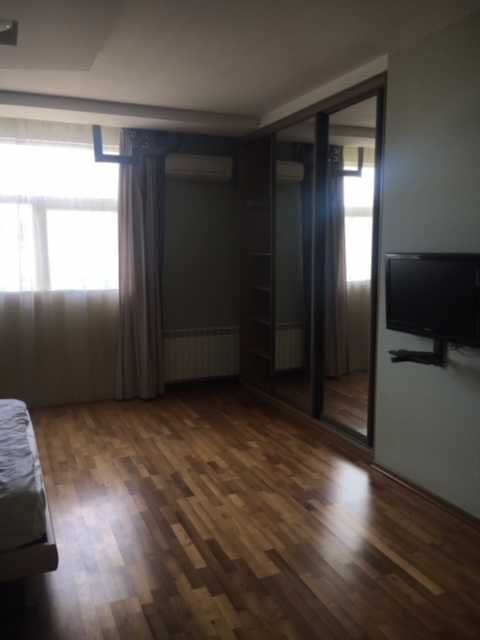 Аренда 2-комнатной квартиры 190 м²