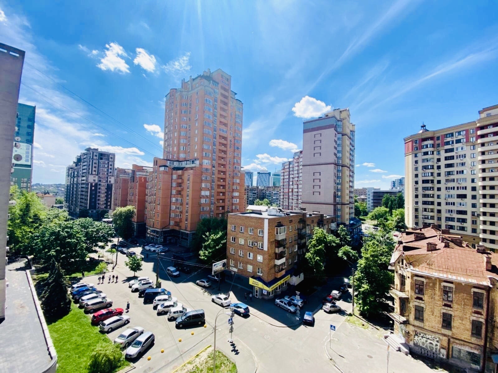 Продажа 5-комнатной квартиры 160 м², Златоустовская ул., 50