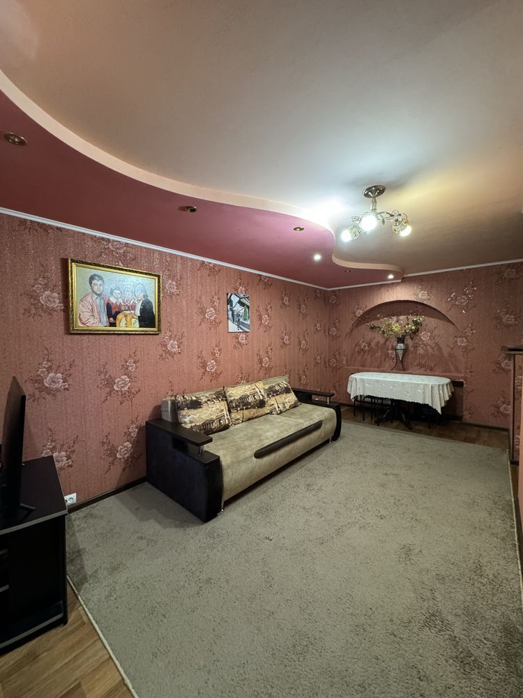 Продаж 2-кімнатної квартири 40 м²