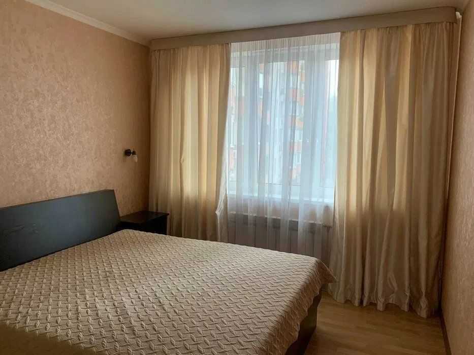 Продажа 3-комнатной квартиры 104 м², Саперно-Слободская ул., 10